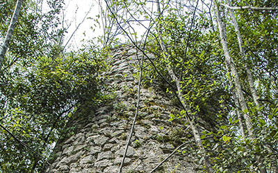ruderi castello la torre